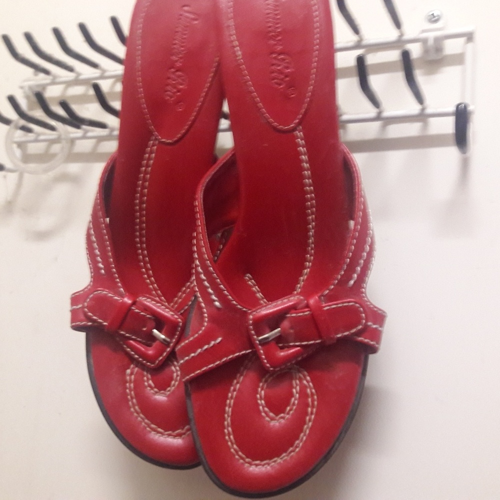 shoes - Picture 2 of 2